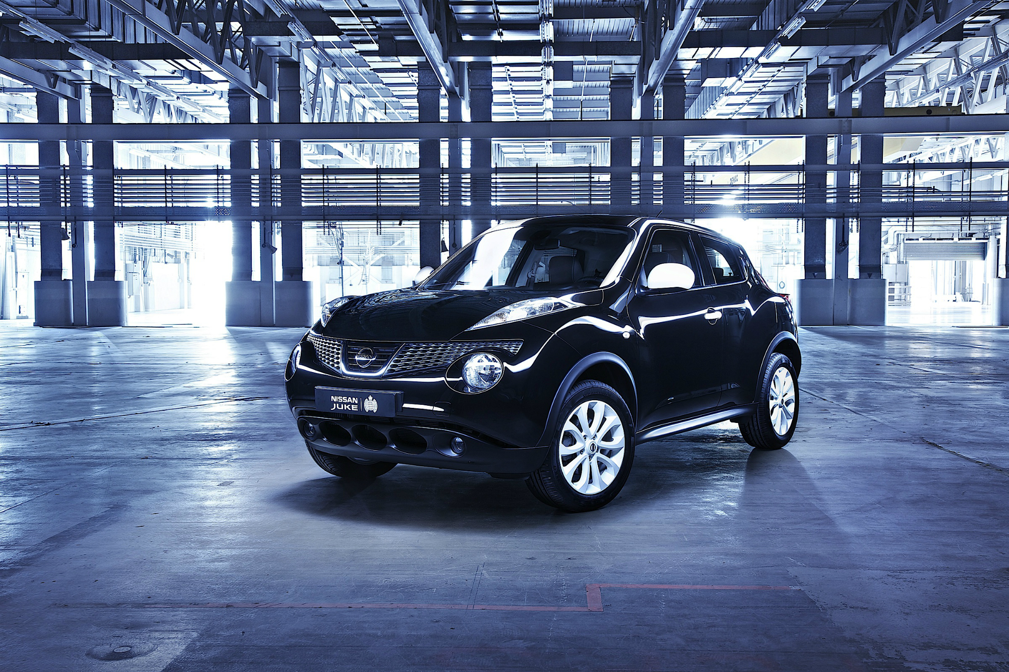 2012-Nissan-Juke-Ministry-of-Sound-6.jpg